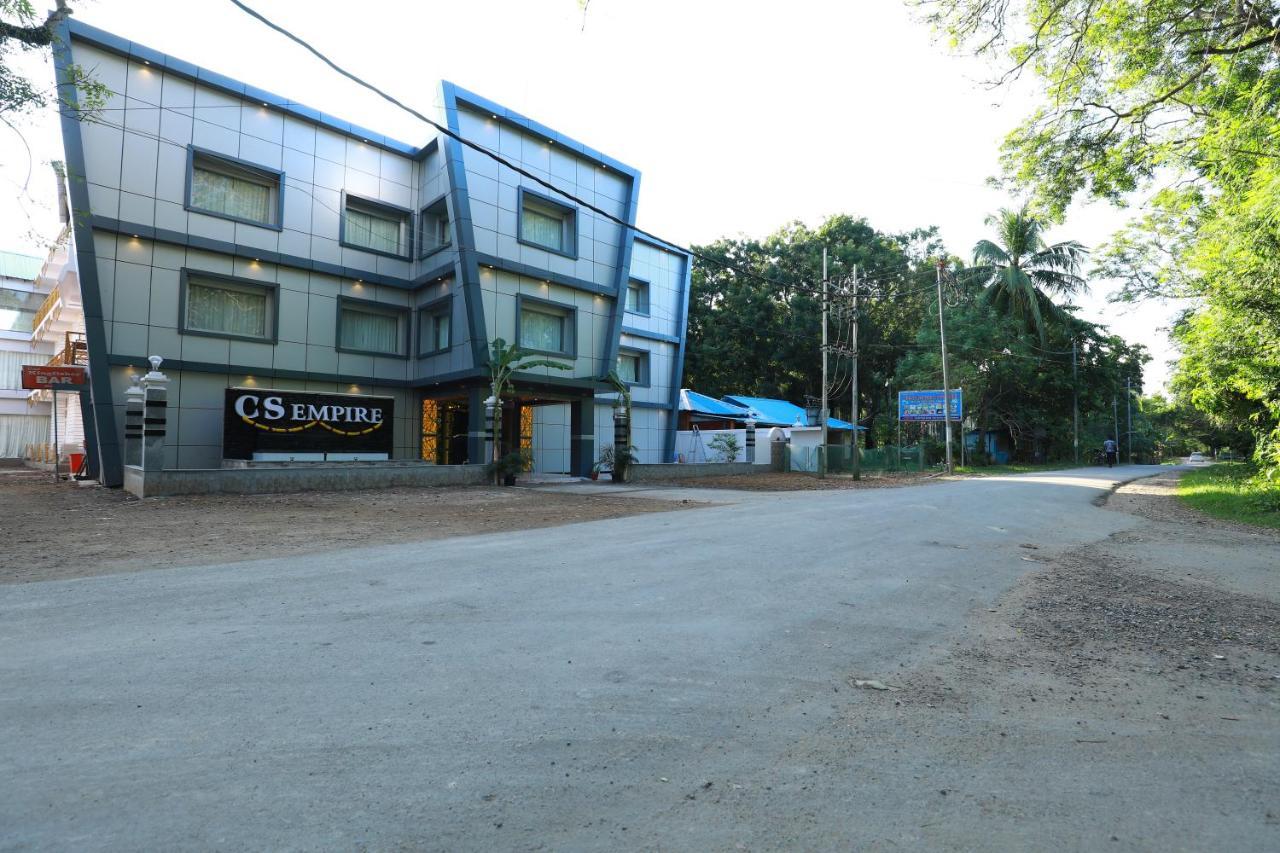 Hotel Cs Empire Lakshmanpur Exterior foto