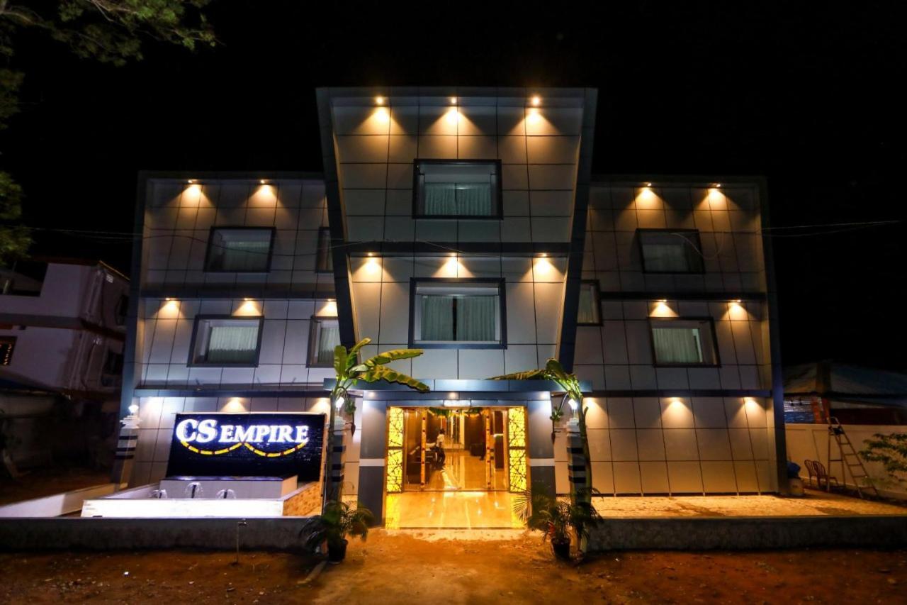 Hotel Cs Empire Lakshmanpur Exterior foto